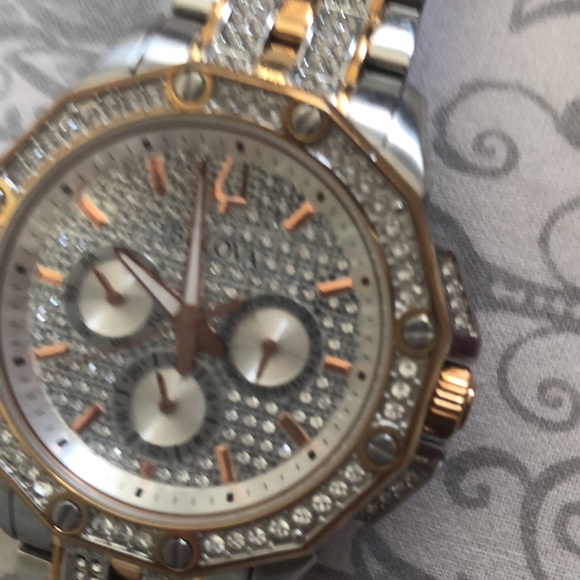 Watch - Picture 2 of 3